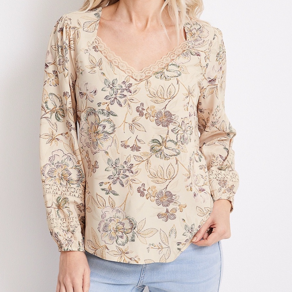 Maurice’s Lace Trim Floral Blouse